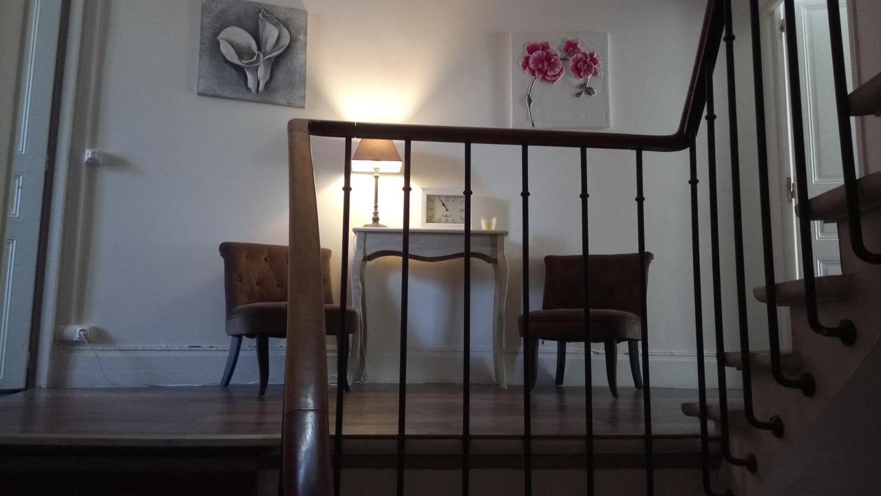 לינה וארוחת בוקר מאני-אן-וקסה Maison De Ville מראה חיצוני תמונה
