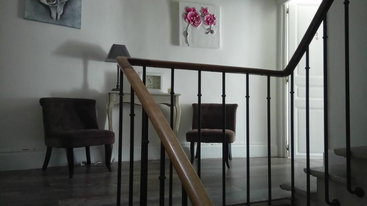 לינה וארוחת בוקר מאני-אן-וקסה Maison De Ville מראה חיצוני תמונה