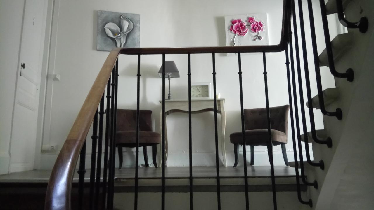 לינה וארוחת בוקר מאני-אן-וקסה Maison De Ville מראה חיצוני תמונה